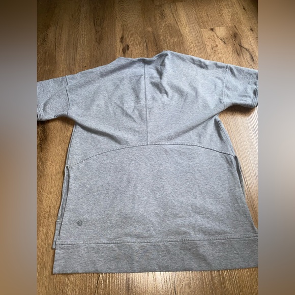 Lululemon Cut Above Tee Side Slit Terry Cloth Short Sleeve Sweatshirt Gray - Picture 2 of 6